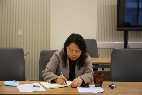 6439cd6d51bf40a39d6a1dd5d6b3caea.jpg 院长赵敏娟发言_副本.jpg