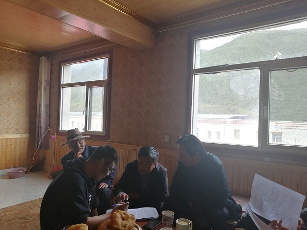 755bea012aa745e5bc5e05d196723c45.jpg 李天驹1.jpg