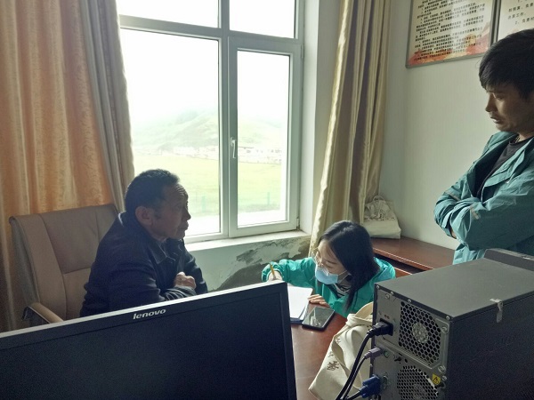 b2dec9f7b9234be5a477038fbca98e81.jpg 李园园1.jpg