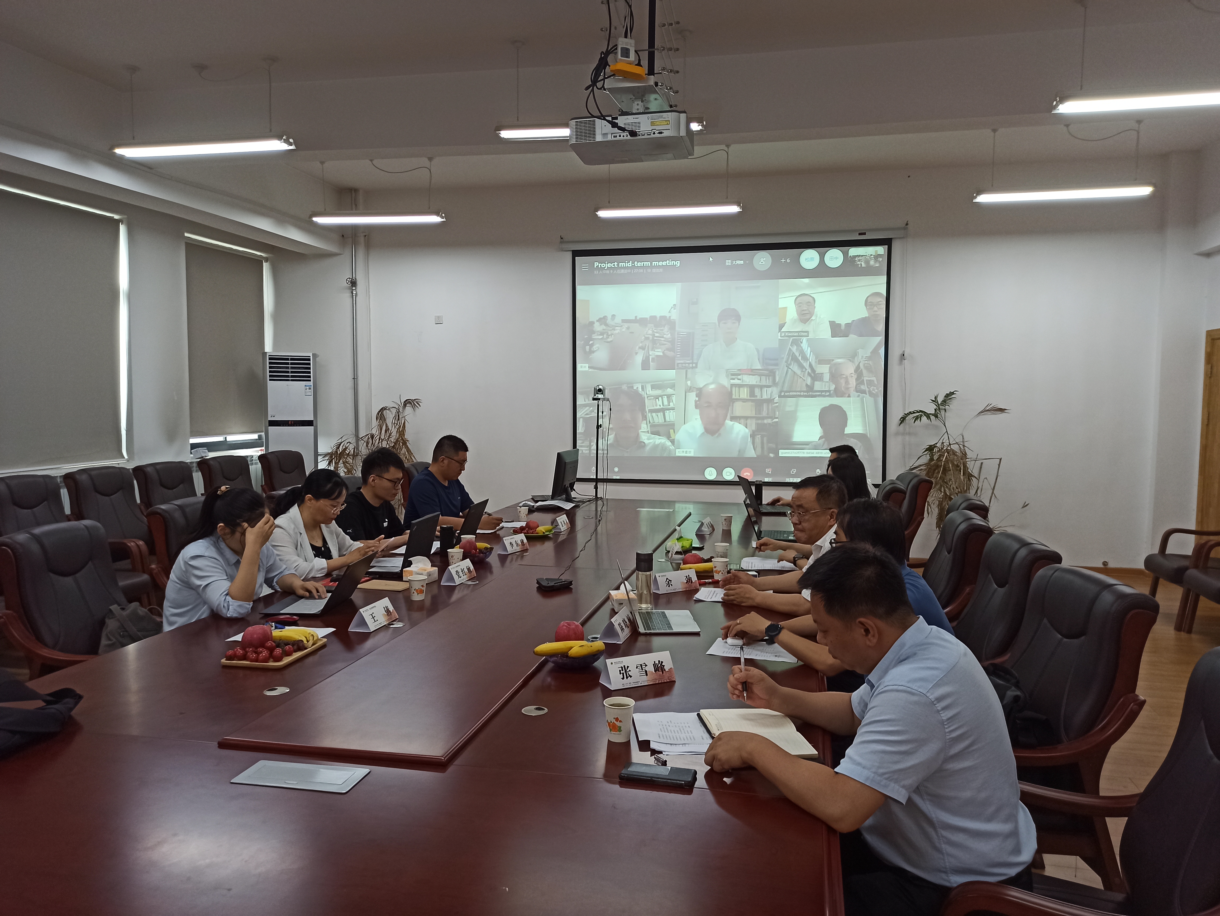 f037c12b262f4bf2806330c46bebac20.jpg f037c12b262f4bf2806330c46bebac20.jpg